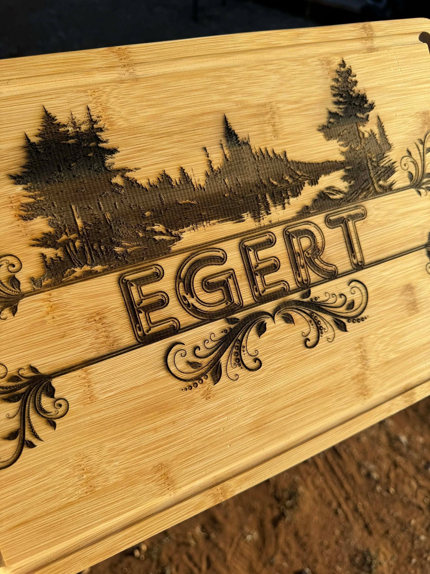 LASER ENGRAVED CUTTING BOARD