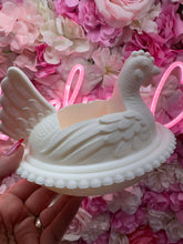 Load image into Gallery viewer, HEN SOAP HOLDER-3D PRINTED
