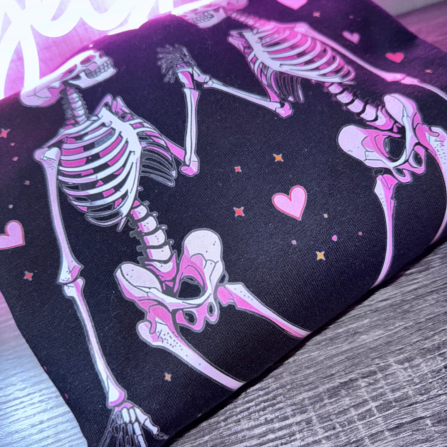 PINK SKELLY VIBE CREWNECK