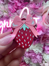 Load image into Gallery viewer, STRAWBERRY CAN OPENER-3D PRINTED
